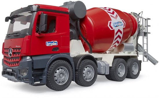 משאית בטון MB Arocs מבית Bruder