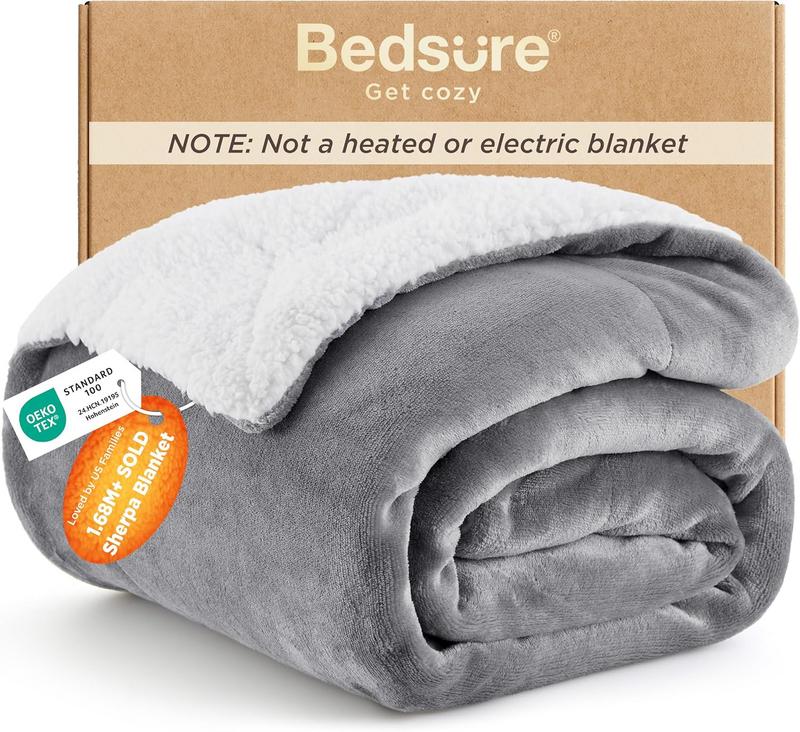 שמיכת פליז דו צדדית מחממת לספה Bedsure GentleSoft Sherpa Fleece Throw Blanket