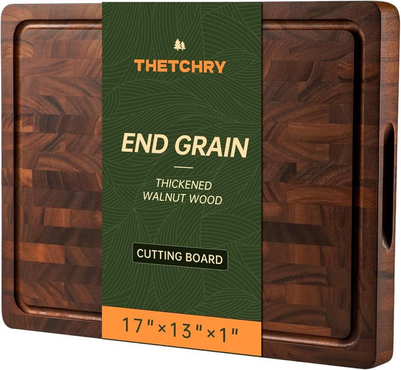 בוצ'ר END GRAIN מעץ אגוז בגודל 43×33×2.5 ס"מ דו צדדי עם ידיות מבית THETCHRY